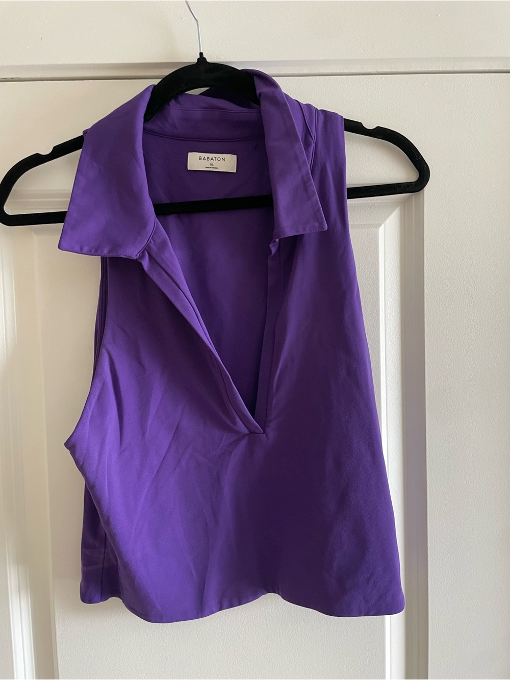 Aritzia Purple Sleeveless Collared V-Neck Crop